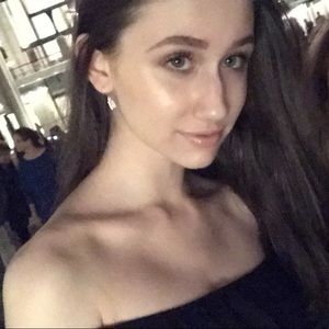 Meet your Posher, Lilli